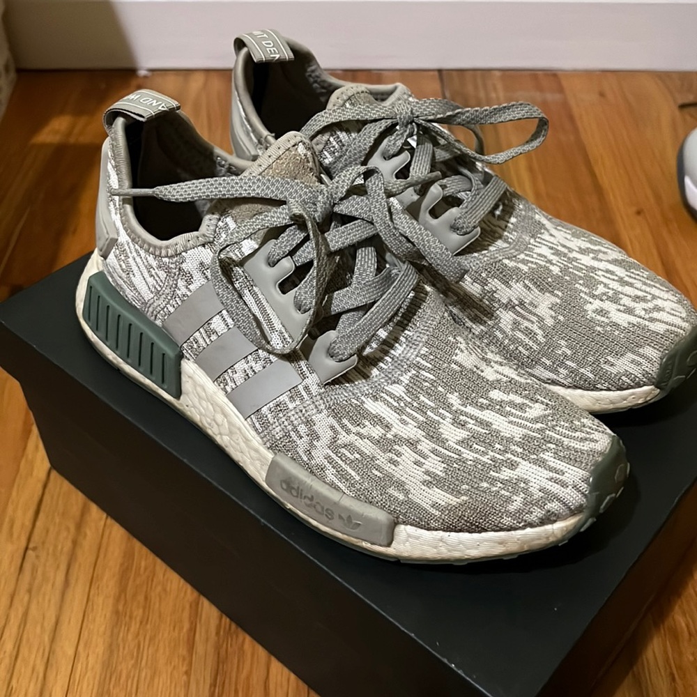 Adidas NMD R1 in green
